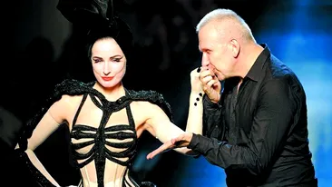 Dita l-a cucerit pe celebrul Jean-Paul Gaultier