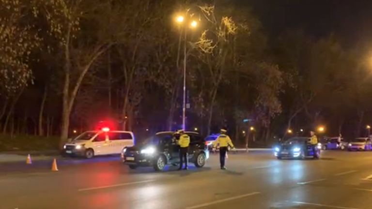 Au început controalele în București. Polițiștii verifică dacă bucureștenii respectă măsurile impuse