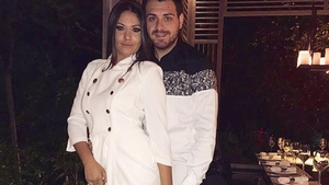 Surpriză de proporţii pentru BETTY SALAM! De ziua ei, CĂTĂLIN a...