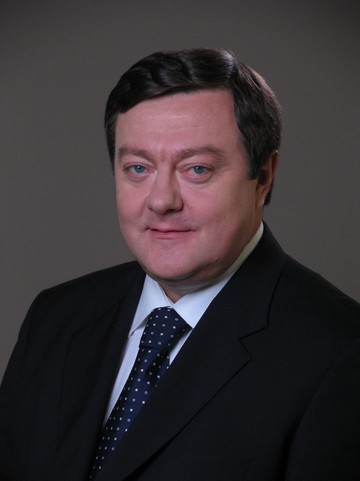 Fiica regretatului politician Sorin Frunzăverde divorțează