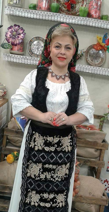 Drama interpretei de muzică populară Valeria Arnăutu. I-au murit părinții în mai puțin de două săptămâni! “Mă simt cu sufletul pustiit”