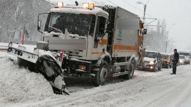 Comandament de IARNA in BUCURESTI! 544 de utilaje de deszapezire sunt pregatite sa intervina dupa prima NINSOARE!