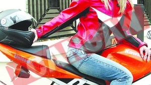 Cristina Soloc si-a sarbatorit ziua de nastere la Praga