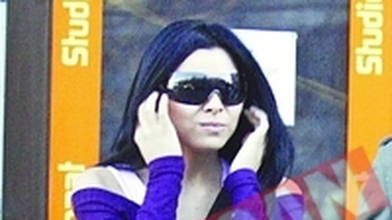 Corina Caragea colectioneaza sosete