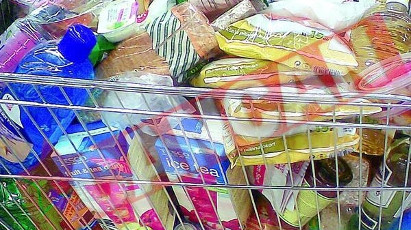 Statul ieftineste alimentele pe spatele fumatorilor