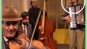 Imagini de colectie cu Ionita de la Clejani. Vezi cum arata sotul Vioricai in urma cu 20 de ani, la putin timp dupa nunta!