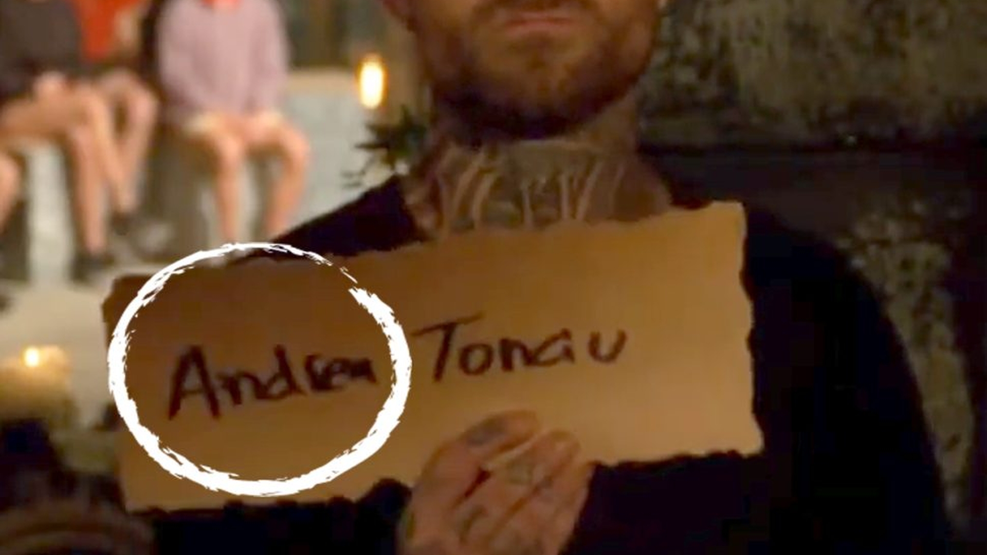 De râsul curcilor! Cum i-a scris TJ Miles numele Andreei Tonciu pe cartonașul de eliminare de la Survivor România de la Pro TV