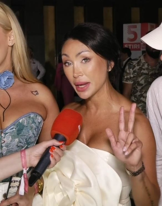 Florina Grozavu are trei copii, dintre care doi cu Cătălin Grozavu