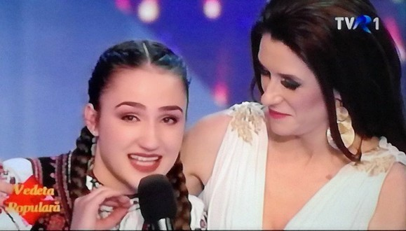 Povestea impresionantă a tinerei care a câştigat concursul ”Vedeta Populară”: a urcat pe scenă…