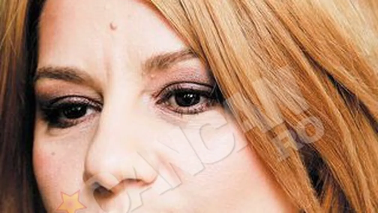 Incredibila drama a baiatului cantaretei Nicola: Mama nu m-a vrut niciodata