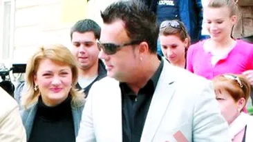 Recita din Eminescu la telefon!