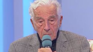Sergiu Nicolaescu ramane in spital si de Anul Nou! Persista unele probleme respiratorii