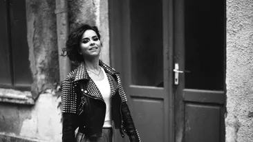 Eşti curios cum de Inna este mereu optimistă? Citeşte şi tu ce filosofie de viaţă are: Nu uita să...