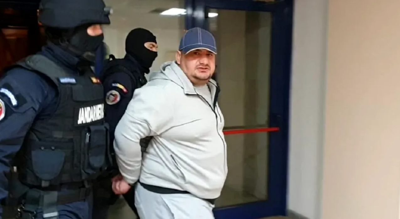 Caz fără precedent în România! Polițist condamnat, după ce fila victimele unui interlop celebru: un jurnalist era cap de listă