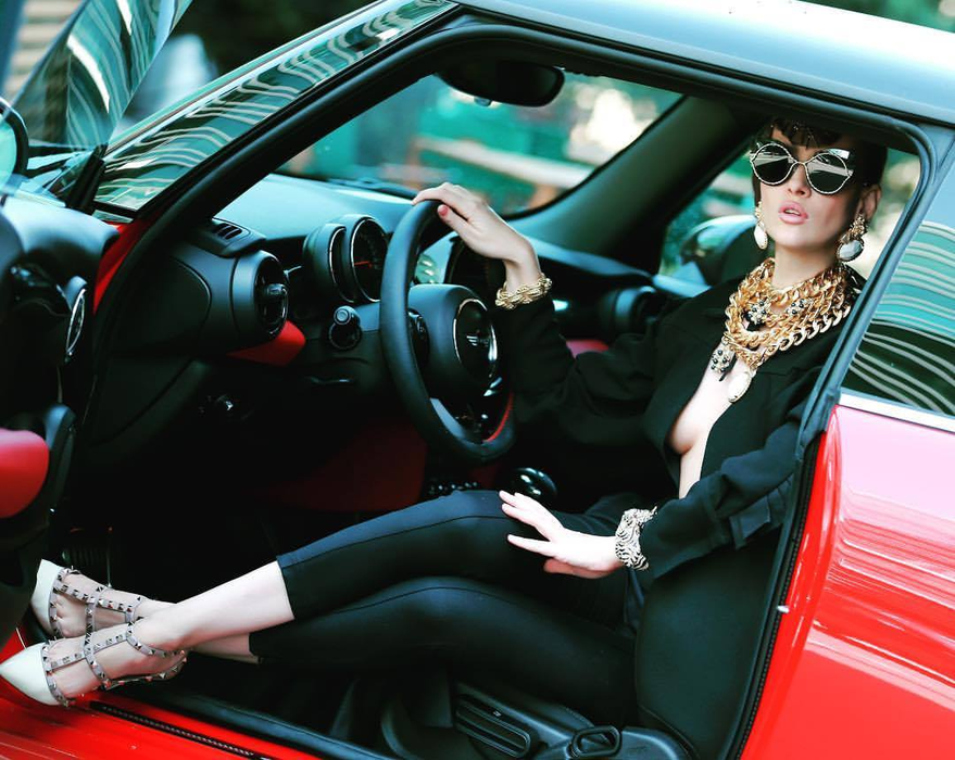 Iulia Albu a dezvăluit cum era poreclită! Toate erau legate de fizicul ei