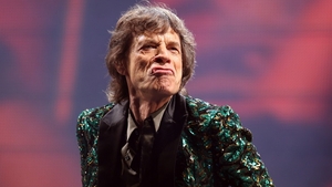 Mick Jagger, fortat sa se opreasca din cantat! Are o infectie in gat iar urmatorul concert The Rolling Stones a fost anulat