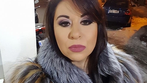 La cine va ajunge averea mătuşii OANEI ROMAN care a murit răpusă de cancer