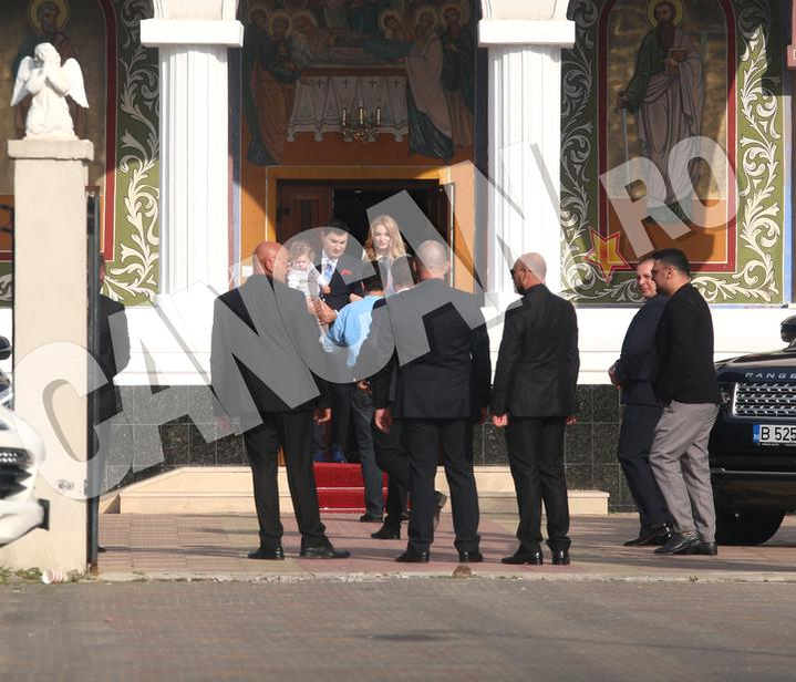 Borcea a angajat bodyguarzi pentru botez
