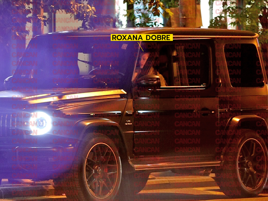 Roxana Dobre se urcă în mașină după scurta vizită în unitatea spitalicească și demarează către casă (Foto: CANCAN.RO)