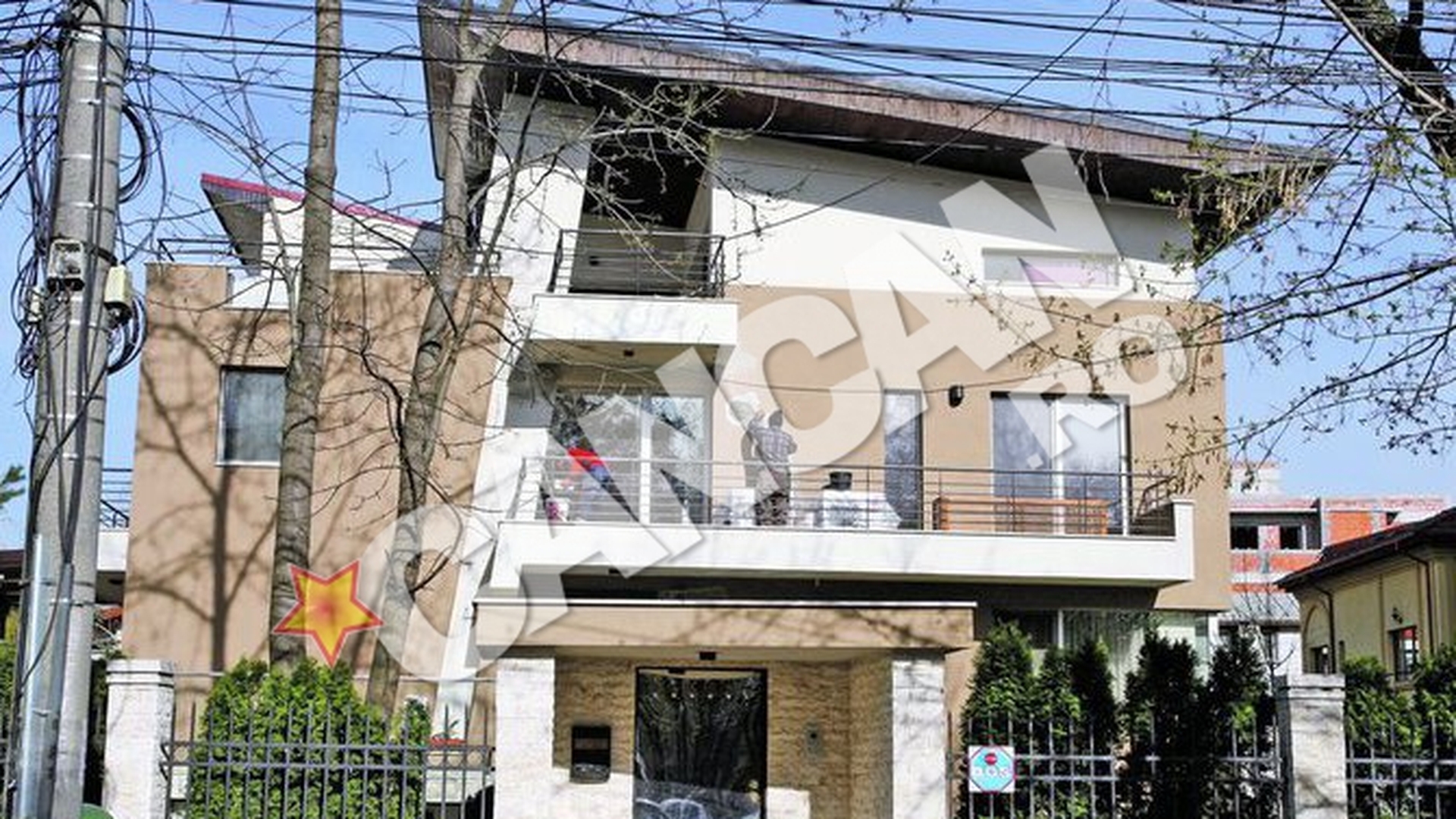 "Bursucul" si-a bagat casa in renovare