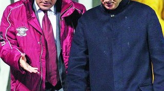 "Gasiti antrenor si ma retrag"