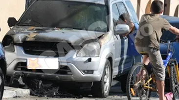 VIDEO Masina lui Mita de la Bere Gratis a fost incendiata! Un barbat a vrut sa se razbune pe el