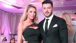 Ar fi bomba anului în showbiz! Se împacă Victor Slav cu Bianca Drăgușanu?! Mesajul subliminal postat de prezentatorul Kanal D