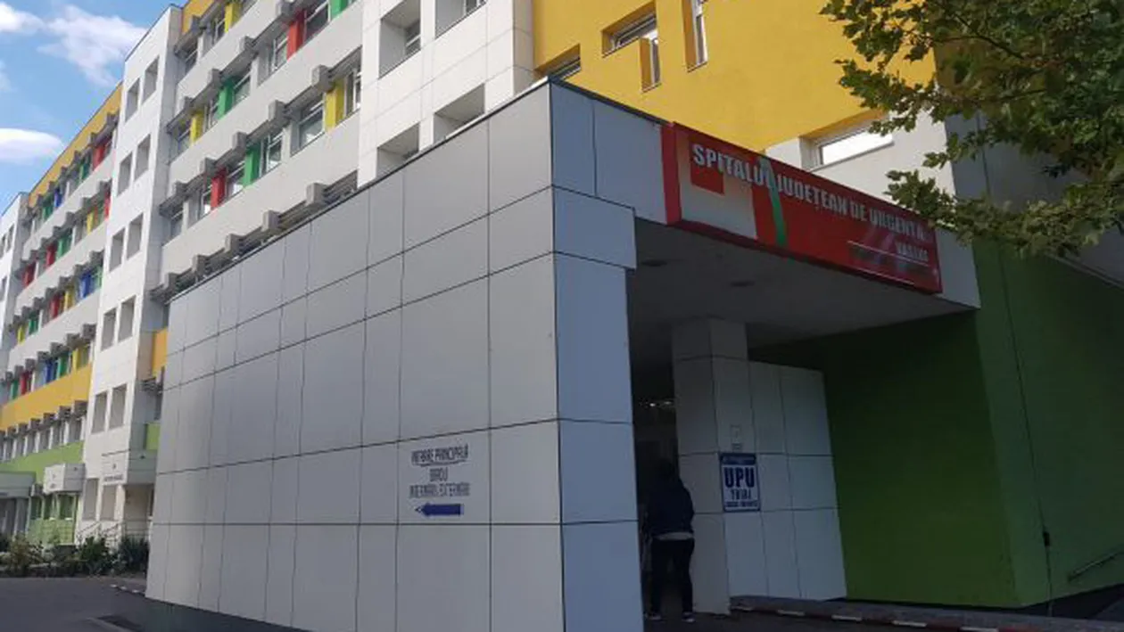 O asistentă de la Spitalul Vaslui, bătută de soțul psiholog, se zbate între viață și moarte