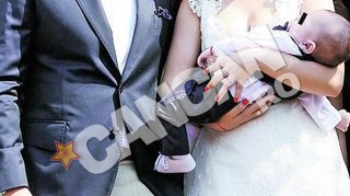 Andra si Maruta au facut petrecere cu invitati costumati pentru aniversarea de un an a lui David. A ales de pe tava parfumul, mingea de fotbal si microfonul
