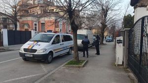 Un student la Medicină a fost reținut de polițiști, după ce a atacat două farmaciste în Craiova