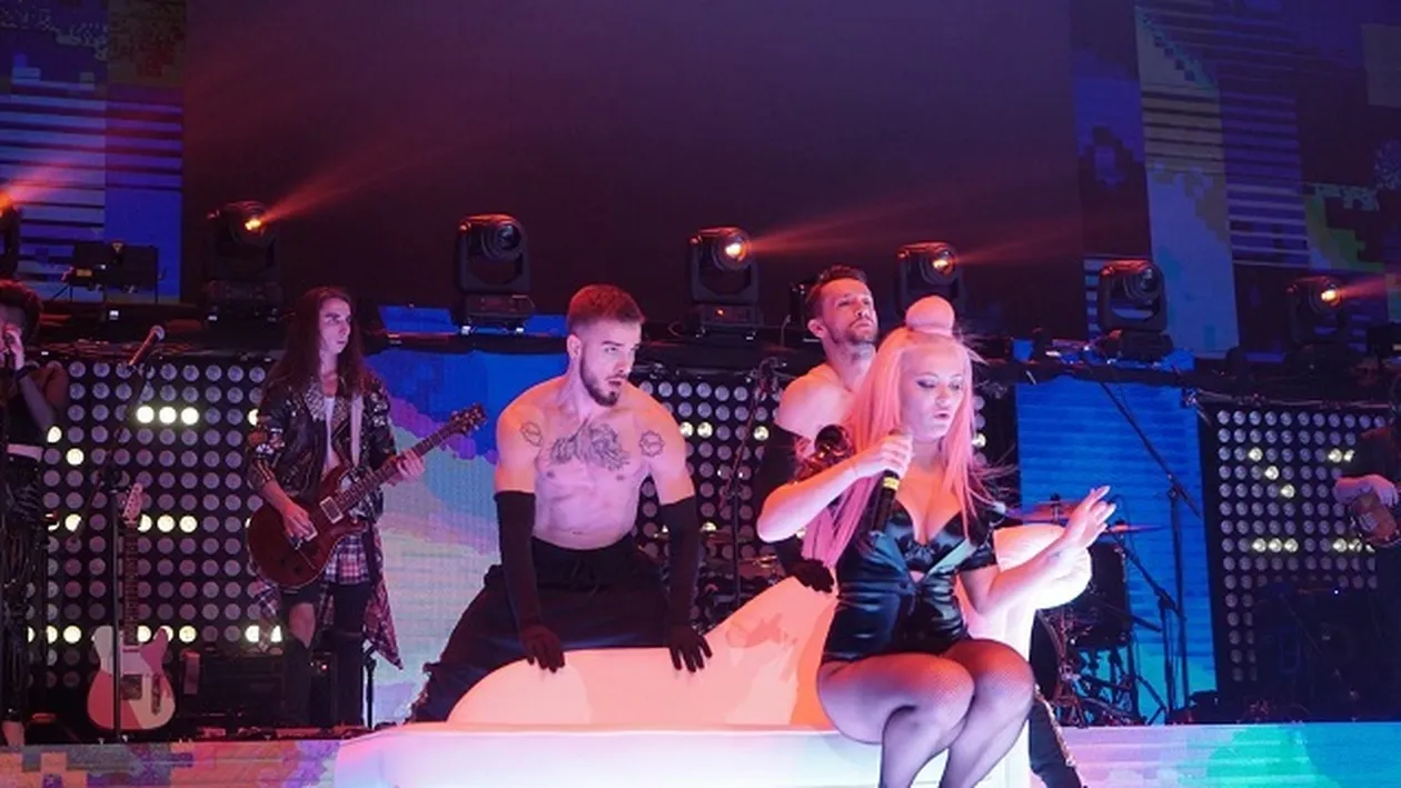 După bal, la spital! DELIA trece prin momente cumplite, după concertul de sâmbătă