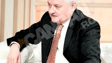 Irinel petrece Revelionul acasa, in asteptarea Monicai! Consemnat la domiciliu!