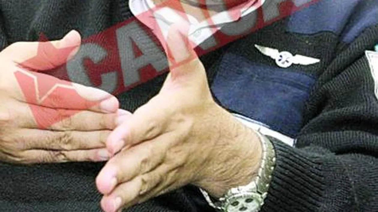 Copila lovita de ambulanta pe trecerea de pietoni