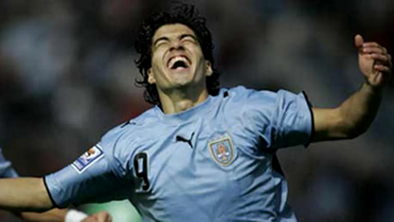 Suarez califica Uruguay-ul in sferturi