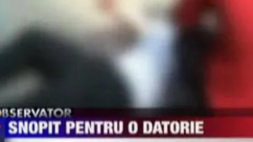 VIDEO SOCANT! Un ploiestean a fost batut crunt pentru o datorie de 100 de lei