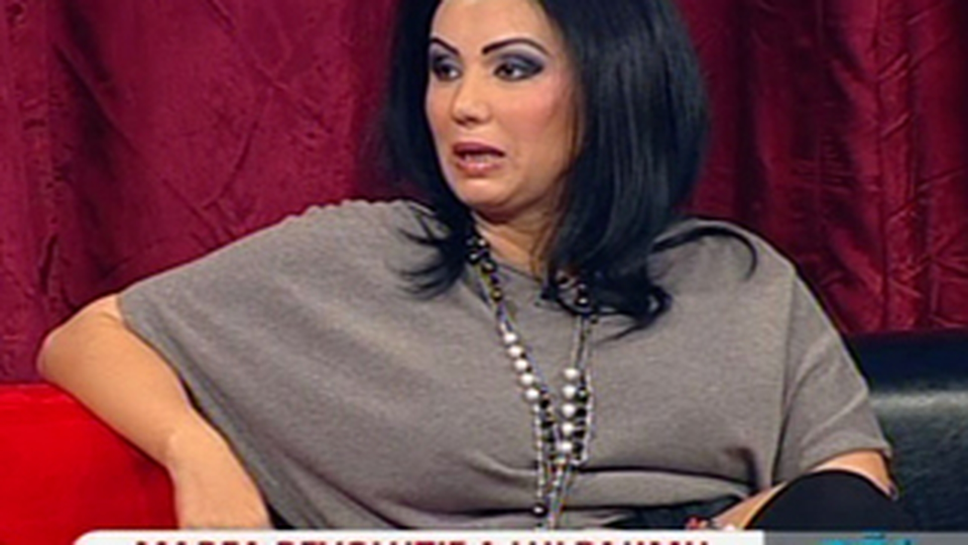 Adriana Bahmuteanu: "Ador sa ma duc la shopping in Dragonul Rosu!"