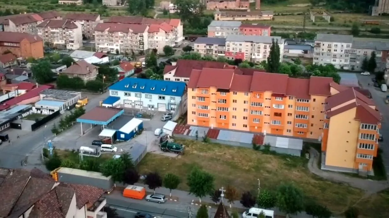 Orașul din România în care o garsonieră costă doar 5.000 de euro, acum, în mai 2025