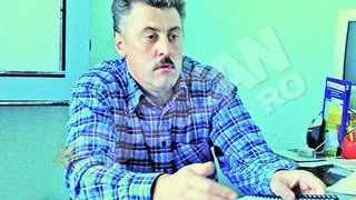 Un medic din Iasi e cercetat disciplinar. Reclamat de pacient pentru ca i-a bagat degetul in fund!