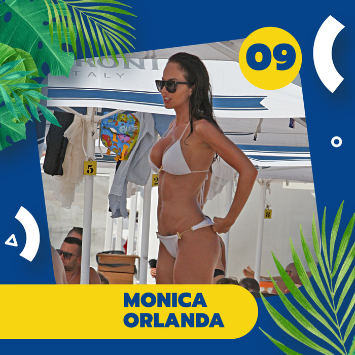 Top 40 de vedete puse în "dificultate" de bikini