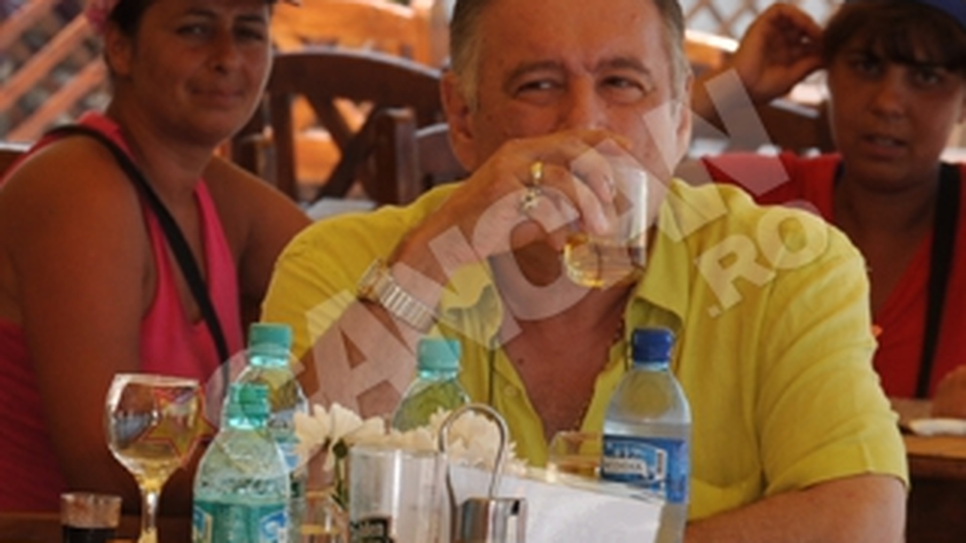 Madalin Voicu se racoreste cu... whisky