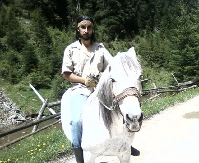 Până la incidentul din urmă cu cinci ani, Oliver Stan a mai fost internat de nouă ori la psihiatrie