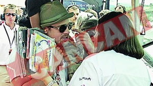 Brad Pitt l-a dus pe Maddox la curse