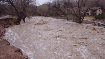 Ploile din ultimele zile ar putea devasta tot! COD ROSU de inundatii