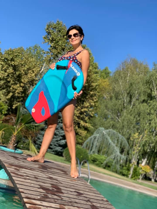 Cântăreața a ascuns sarcina câteva luni și, în urmă cu puțin timp, a dat vestea! Prima poză cu burtica de gravidă: “Minune”