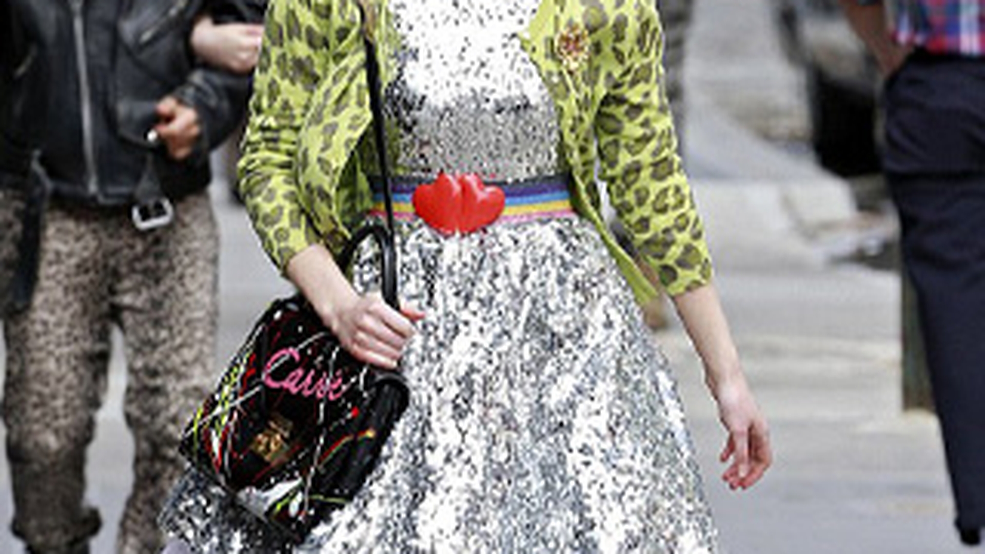 Ea este noua Carrie Bradshaw