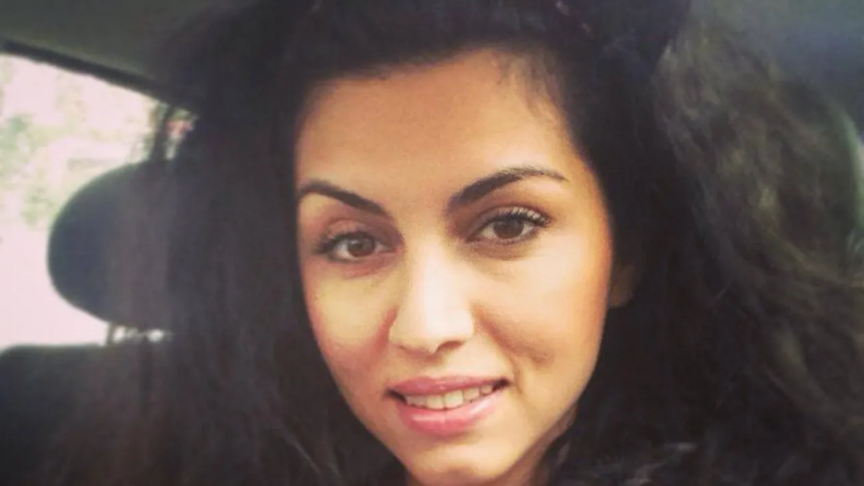 Iulia Albu a facut-o praf pe Doinita Oancea! Nu am mai vazut de mult ceva atat de hidos!. Vezi ce a infuriat-o!