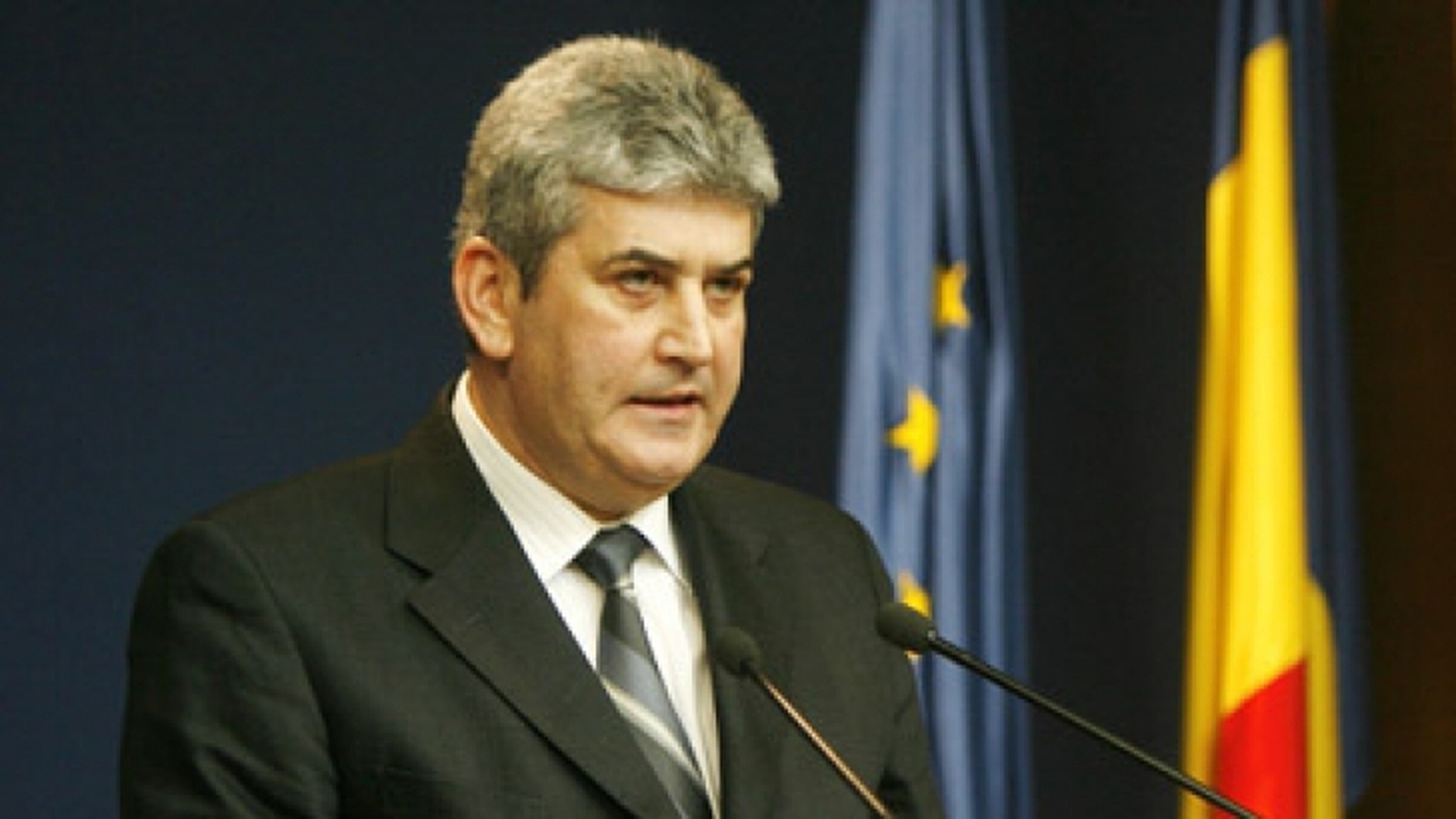Gabriel Oprea poate fi pazit de SPP. Afla cine a luat aceasta decizie