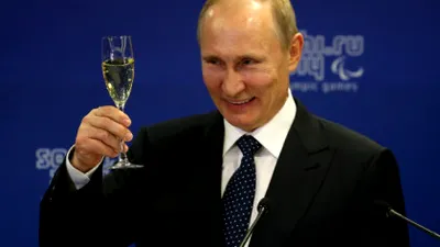 Cum a reușit Vladimir Putin să flateze și să manipuleze cinci președinți americani. Povestea care l-a impresionat pe George W. Bush