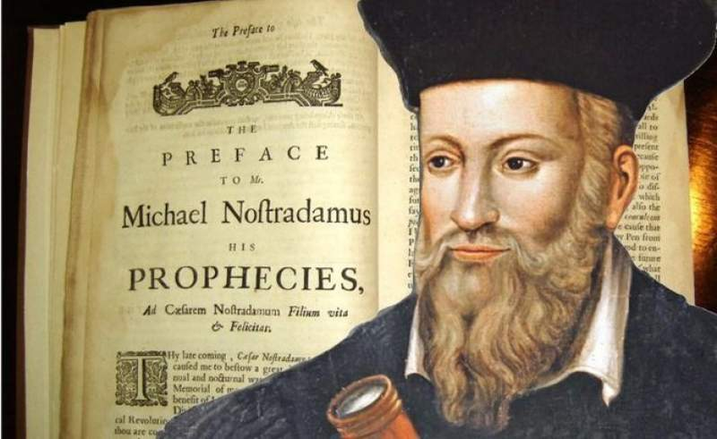 În anul 1550,  Michel de Nostredame a scris primul său ”almanah cu informaţii astrologice şi previziuni pentru anul următor”