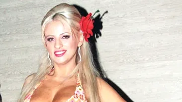 Si blonda Sanziana Buruiana apare pe lista celor care au cotizat la vrajitoare:  Vanessa m-a sunat si mi-a zis ca este cineva care doreste sa-mi faca rau